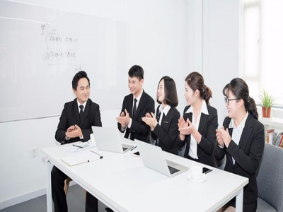 中国传统灯会今夏走进美国主题公园